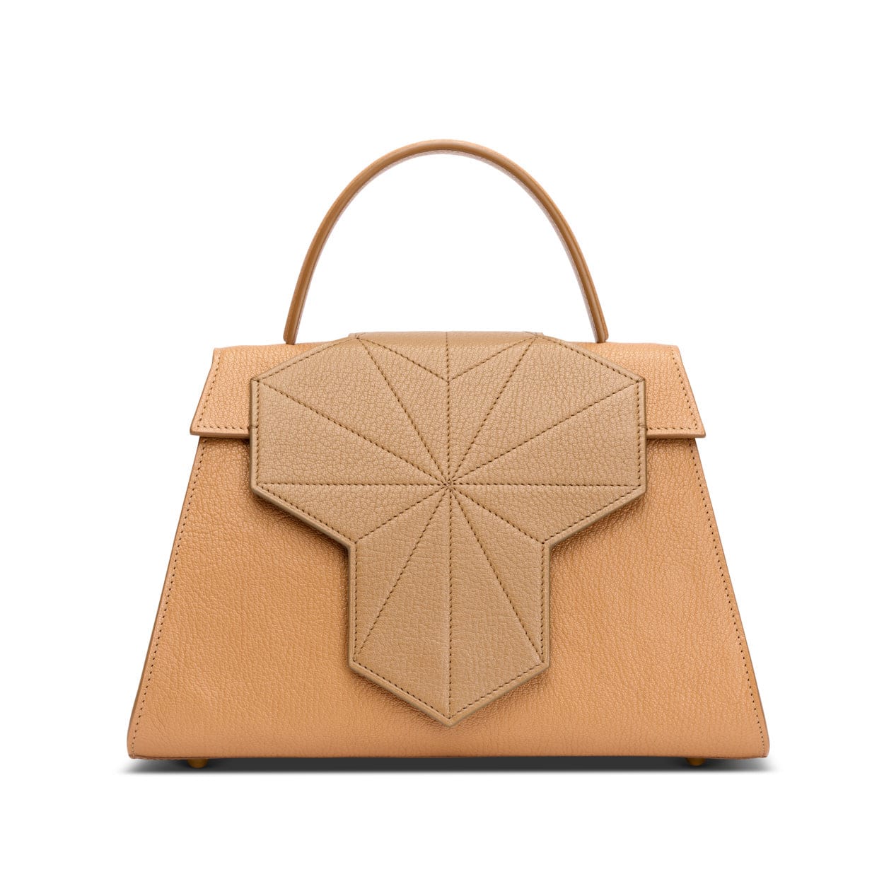 Vooraanzicht van de BRANMARK handtas Camel , met karakteristieke vorm en luxe uitstraling